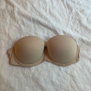 Victoria’s Secret nude strapless push up bra 34C